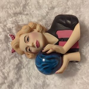 Cameo Girls Miniature Lady Head Vase, Clarissa 1957 "Strikes and Spares", NIB